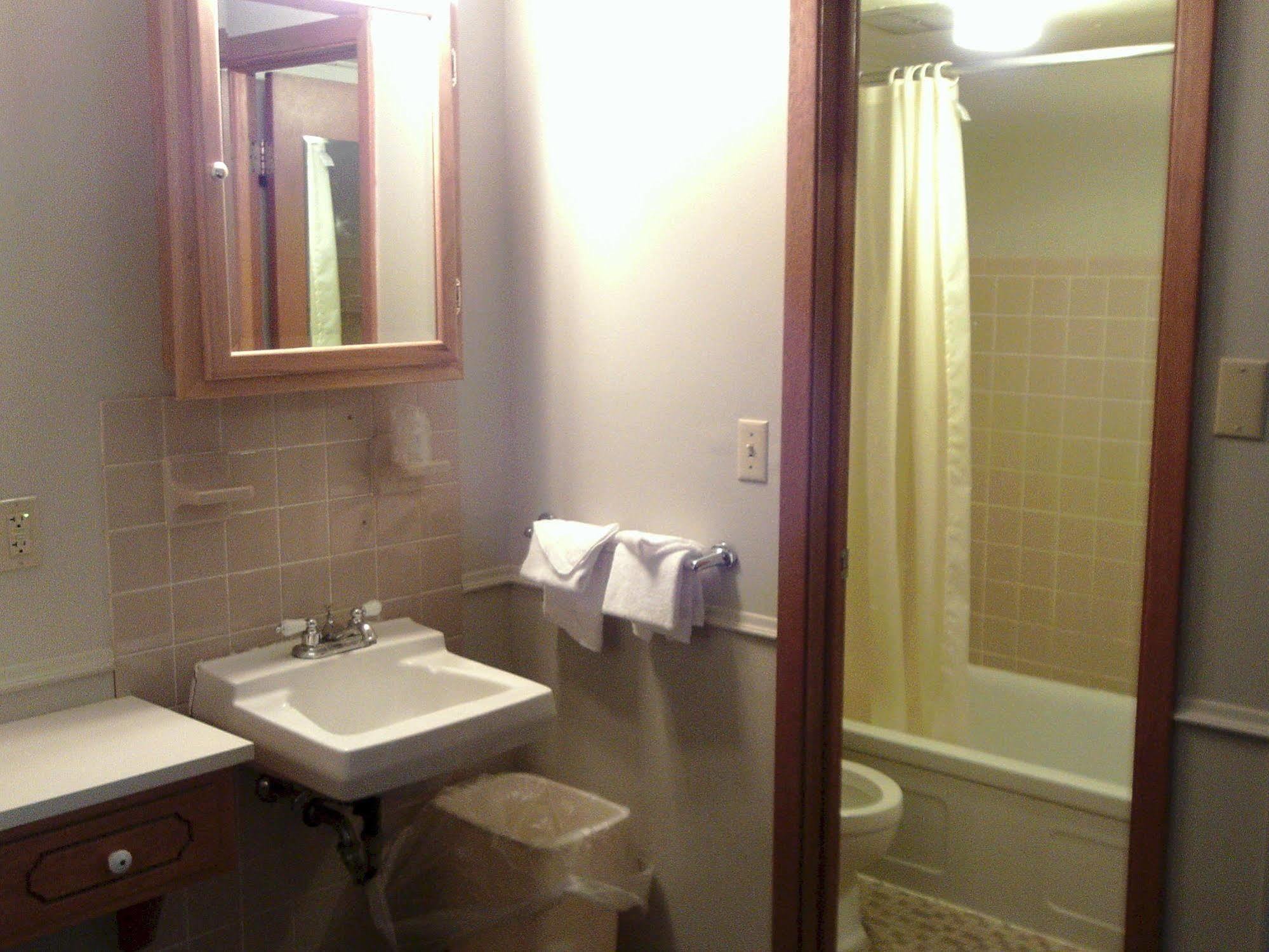 2Nd Street Inn & Suites Rochester Ngoại thất bức ảnh
